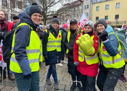 Wieder Hunderte Protestieren In Jena 03